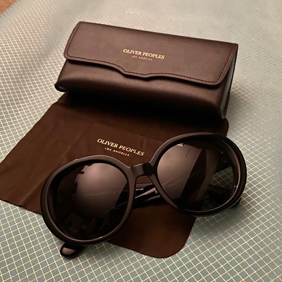 Oliver Peoples Leidy Acetate Round Sunglasses - Picture 2 of 4